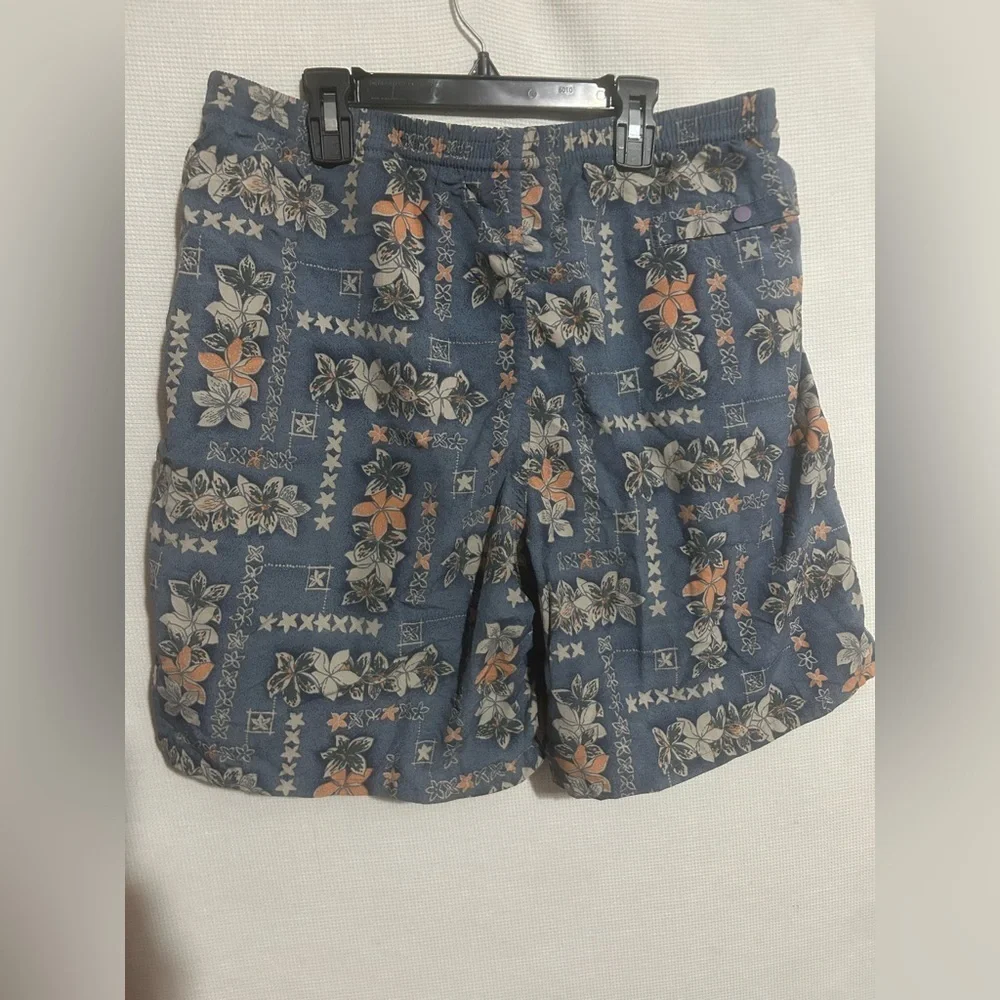 Men’s Patagonia swim trunks/shorts